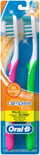 Oral-B Advantage Complete Deep Clean Medium Toothbrushes Perspective: front