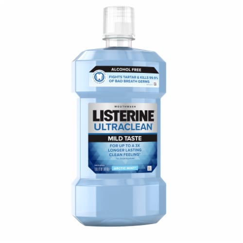 Listerine® Ultraclean® Zero Alcohol Arctic Mint Mouthwash Perspective: front