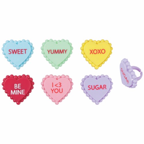 DecoPac Cake Sweet Talkers Heart Ring Decorations Perspective: front