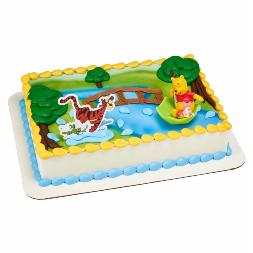 DecoPac Winnie The Pooh Hunny Raindrops Cake Decoration Set Perspective: front