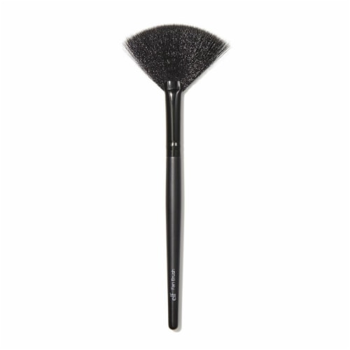 e.l.f. Fan Makeup Brush Perspective: front