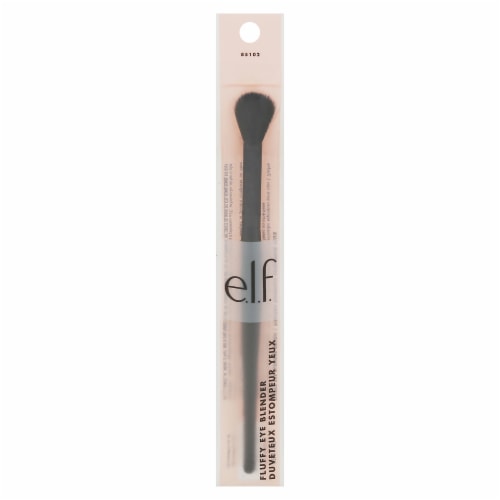 ELF Fluffy Eye Blender Brush Perspective: front