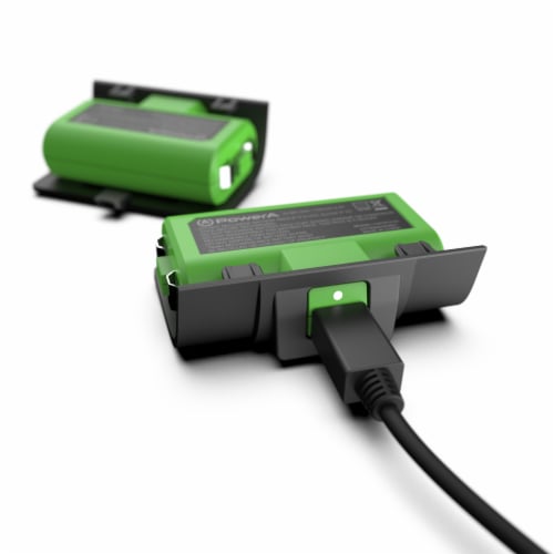 PowerA Play & Charge Kit Perspective: front