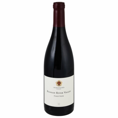 Hartford Family Winery Pinot Noir Red Wine Perspective: front