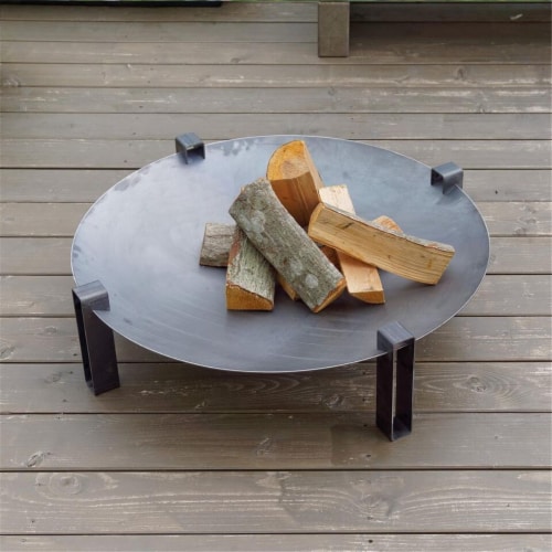 Curonian 800Alna 31.5 in. Alna Solid Carbon Steel Wood Burning Fire Pit Perspective: front