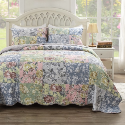 Greenland Home Emma Vintage Style Quilt Set, 3-Piece Full/Queen, Gray Perspective: front