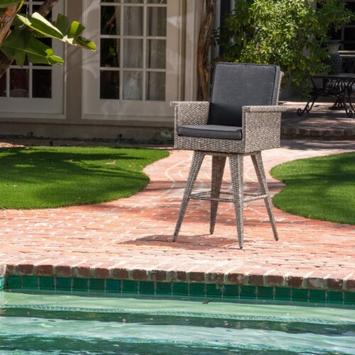 Wicker barstool chairs deals