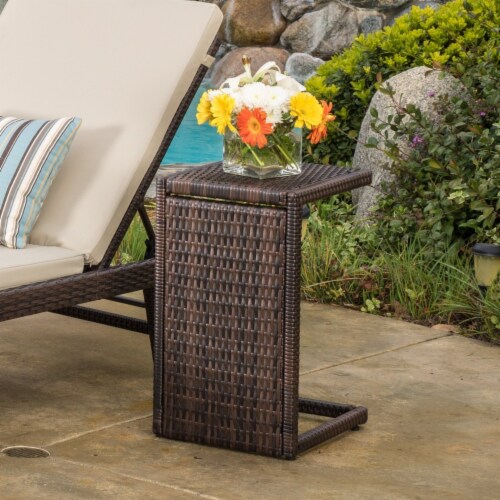 Forrest Outdoor Wicker Side Table, 1 unit - Fred Meyer