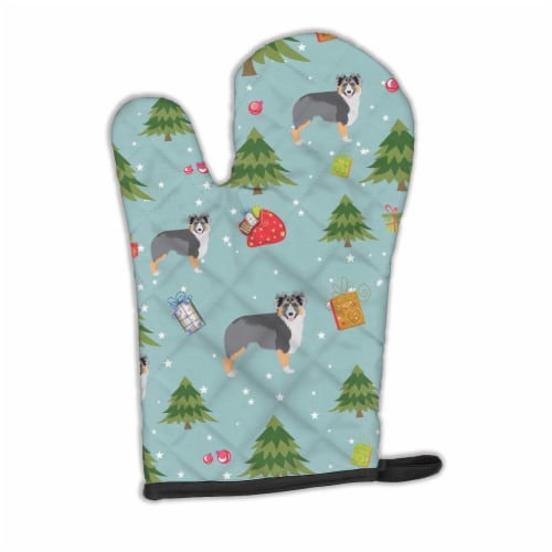 Carolines Treasures BB4907OVMT Christmas Australian Shepherd Oven Mitt Perspective: front