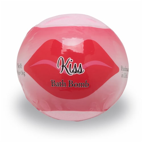 Primal Elements Kiss Bath Bomb Perspective: front