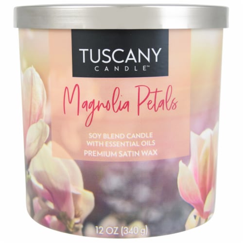 Tuscany Magnolia Petals Scented Candle Perspective: front