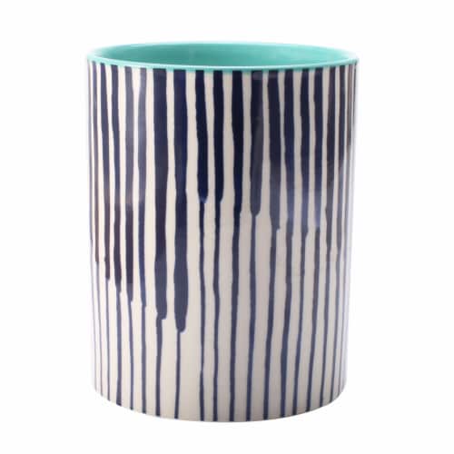 Illume Happy Place Bergamot Blossom Soy Candle Perspective: front