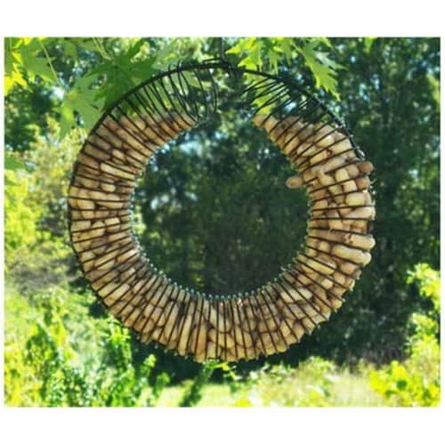 Songbird Essentials SE6019 Whole Peanut Wreath Black Perspective: front