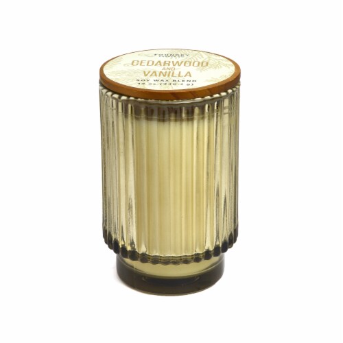 Foundry Candle Co.Cedarwood & Vanilla Perspective: front
