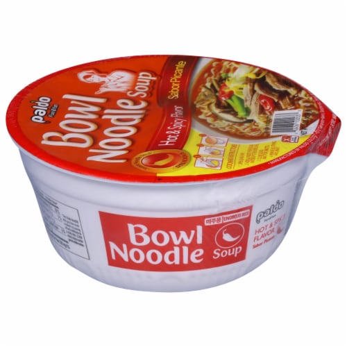 Paldo Hot & Spicy Noodle Bowl Perspective: front