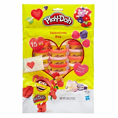Play-Doh Modeling Compound Valentines Bag Perspective: front