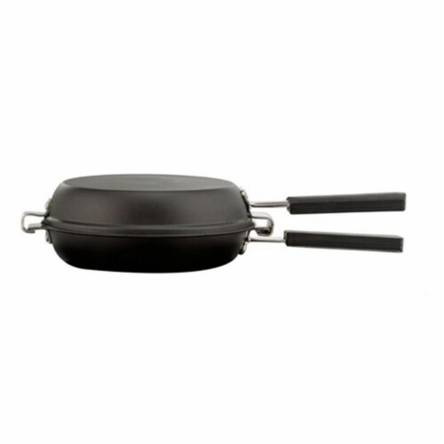 8.62 x 3.25 x 6.25 in. 1 Min Omelet Pan with Black Nonstick Locking Upper & Lower Pan with Ru Perspective: front
