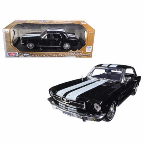 Diecast mustang online 1 18 scale