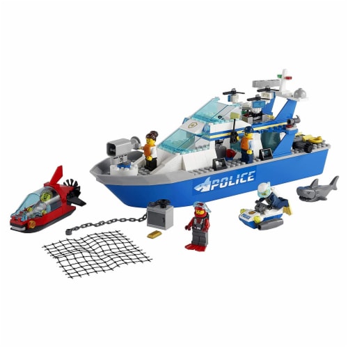 Lego city yacht shop