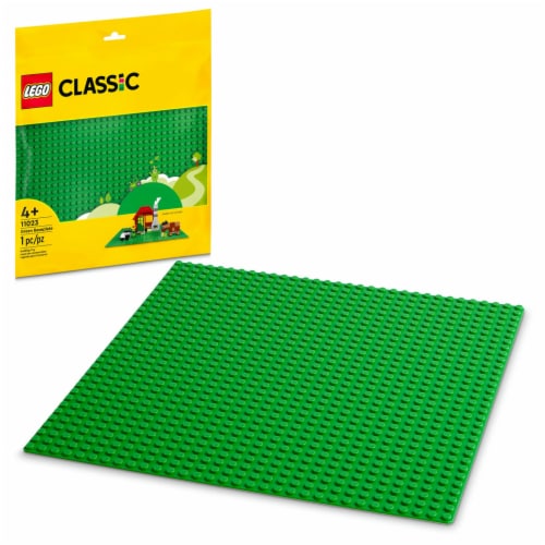 11023 LEGO® Building Set Baseplate - Green Perspective: front