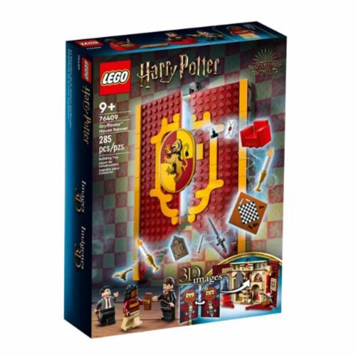 LEGO Harry Potter Gryffindor House Banner Set 76409, Hogwarts Castle Common  Room Toy or Wall Display, Fold Up Travel Toy, Collectible with 3