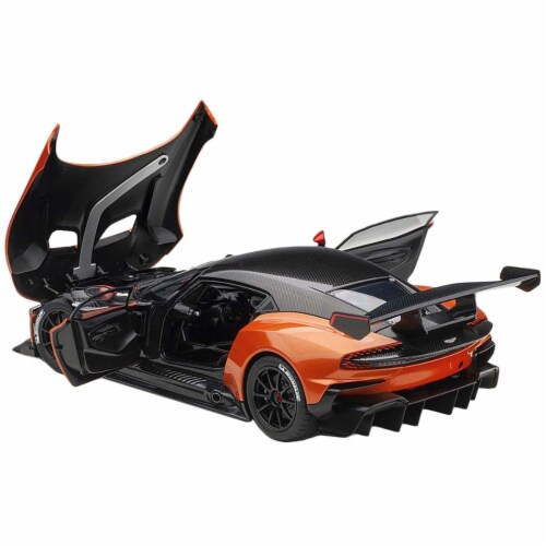 Autoart 70264 Aston Martin Vulcan Madagascar Orange with Carbon Top 1