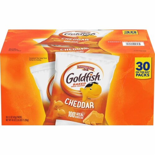 Pepperidge Farm Goldfish Cheddar Crackers - 30 Snack Packs, 1.5oz Perspective: front