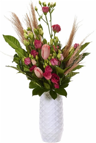 The Amaranth Vase - 10  Smarter Vase for Floral Care in White Diamond Perspective: front
