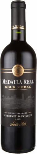 Santa Rita Medalla Real Gold Medal Cabernet Sauvignon Perspective: front