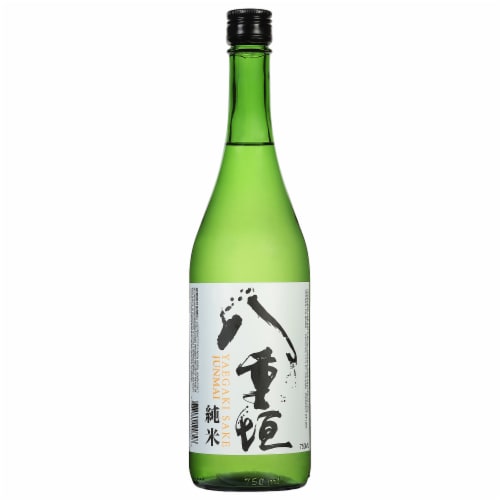 Yaegaki Junmai Japanese Sake Perspective: front