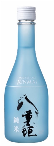 Yaegaki Junmai Sake Perspective: front