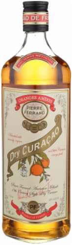 Pierre Ferrand Dry Curacao Perspective: front