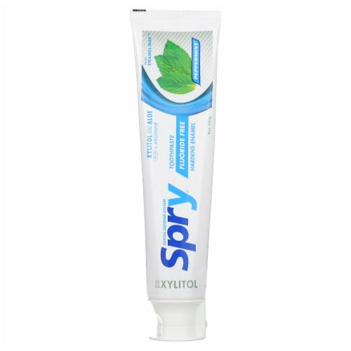 Spry Peppermint Toothpaste Perspective: front