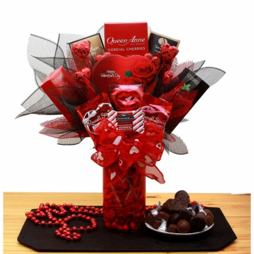 You're My Hearts Desire Chocolate Valentine Bouquet - valentines day candy Perspective: front