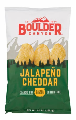 Boulder® Jalapeno Cheddar Kettle Chips Perspective: front