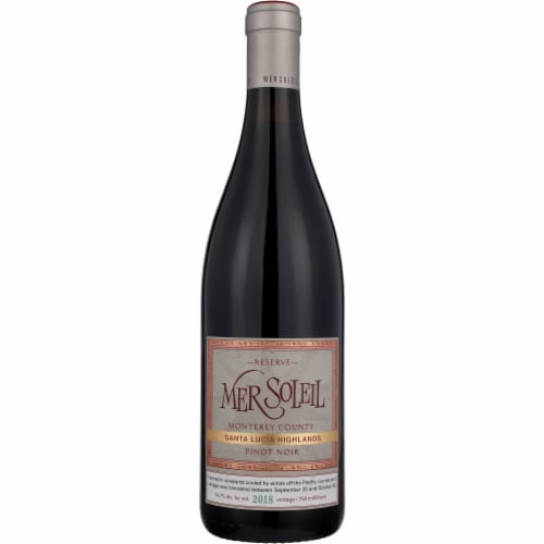 Mer Soleil Reserve Pinot Noir California Red Wine Perspective: front