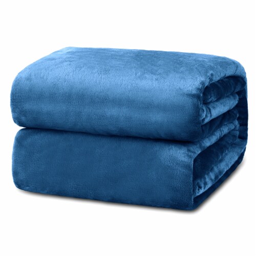 Navy fleece hotsell throw blanket