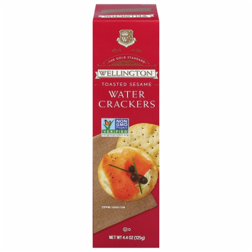 Wellington Toasted Sesame Water Crackers Perspective: front