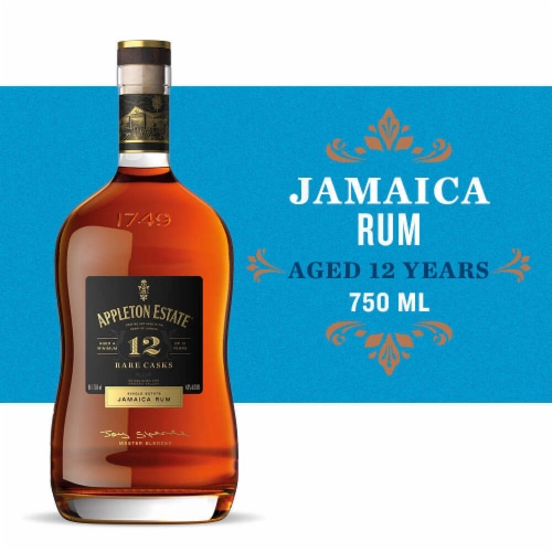 Appleton Estate 12 Year Old Rare Casks Rum Perspective: front