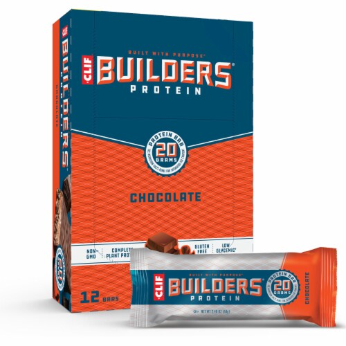 Clif Builders Chocolate Flavor Protein Bar Perspective: front