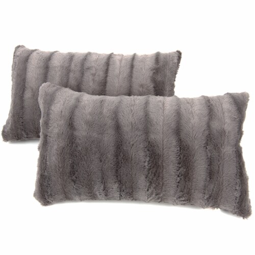 Cheer Collection Faux Fur Pillows - Decorative Throw Pillows for Couch &  Bed - Machine Washable - 20 x 20 - White (Set of 2)