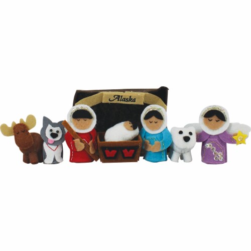 Arctic Circle Enterprises Nativity Set Ornament Perspective: front