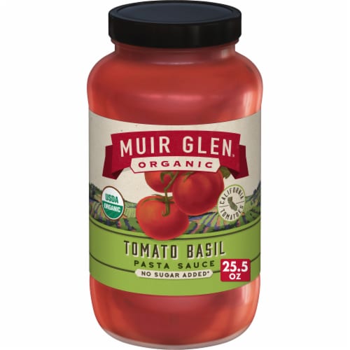 Muir Glen™ Organic Tomato Basil Pasta Sauce Perspective: front