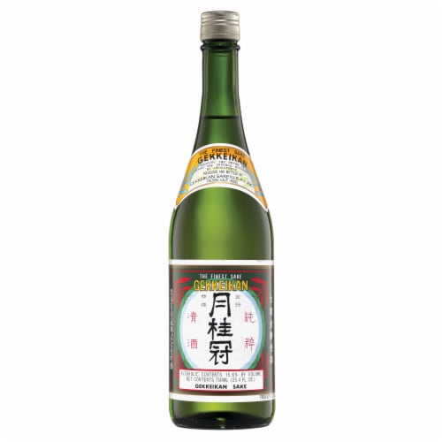 Gekkeikan Junmai Sake Perspective: front