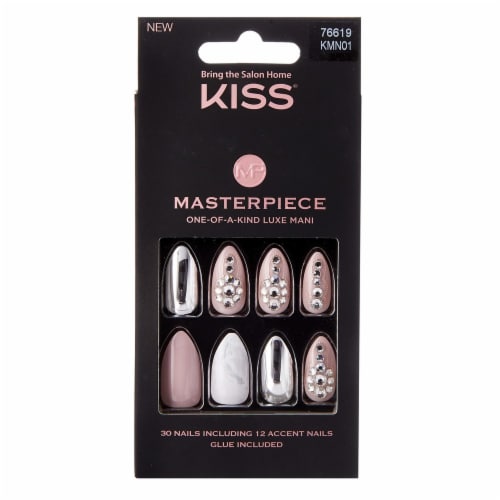 Kiss Masterpiece One-of-a-Kind Luxe Mani Nails - Kitty Gurl Perspective: front
