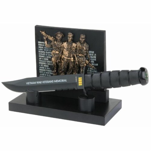 Vietnam War Veterans Memorial Plaque and Survival Knife Vietnam War Veterans Memorial Plaque and Survival Knife