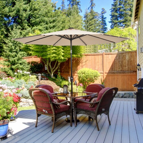Lighted patio shop