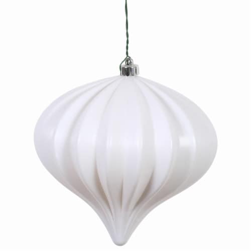 Vickerman N151211DMV 5.7 in. Onion UV Drilled, White Matte - 3 per Bag Perspective: front