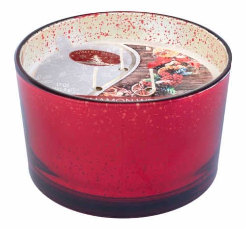 Hanna's Candles Cinnamon Wreath Metallic 3-Wick Candle Perspective: front