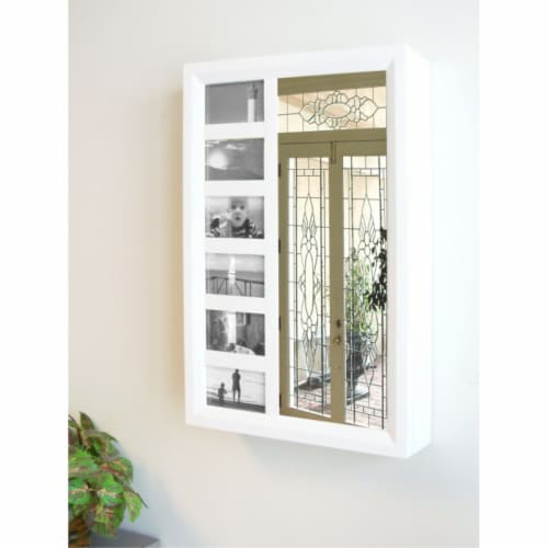 Jewelry armoire Perspective: front